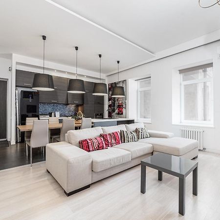 Vorontsov Lane Luxury Apartment โอเดสซา ภายนอก รูปภาพ