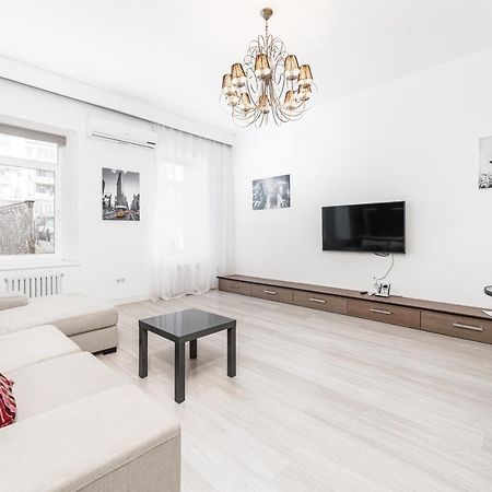 Vorontsov Lane Luxury Apartment โอเดสซา ภายนอก รูปภาพ