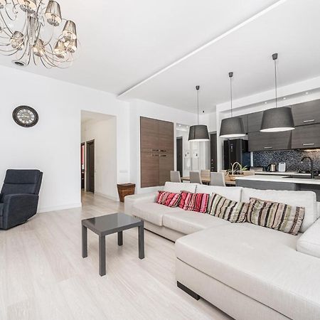 Vorontsov Lane Luxury Apartment โอเดสซา ภายนอก รูปภาพ