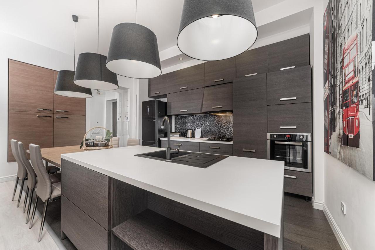 Vorontsov Lane Luxury Apartment โอเดสซา ภายนอก รูปภาพ