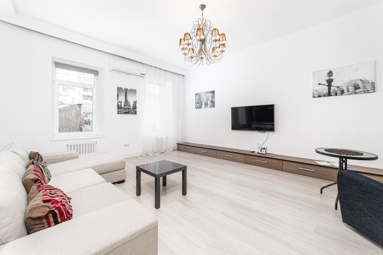 Vorontsov Lane Luxury Apartment โอเดสซา ภายนอก รูปภาพ